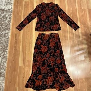 NYPL Collection and Mirasol floral long sleeve and skirt matching set